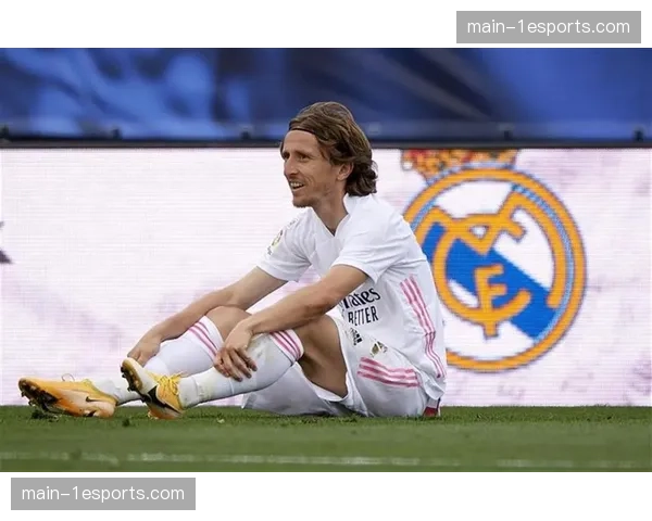 巴萨3-1客胜马竞，莱万多夫斯基双响，防线顶住对手反扑