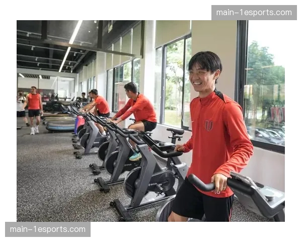 成都蓉城新训练基地投入使用，配备专用于模拟高压迫场景的智能训练场